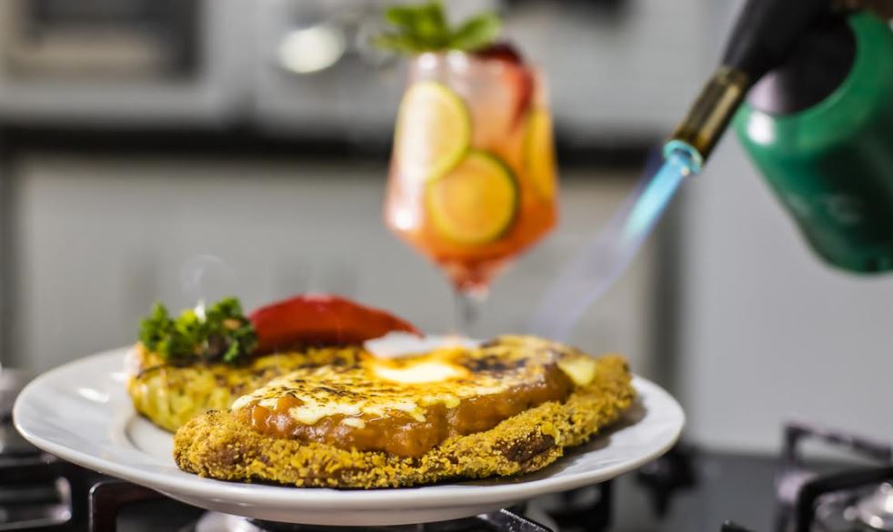 Petrópolis Gourmet 2025 celebra a sétima arte com gastronomia inspirada em filmes, séries e novelas gravados na cidade