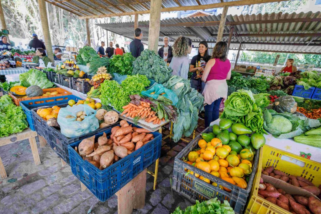 Feira Agroecológica de Teresópolis funciona em novo espaço