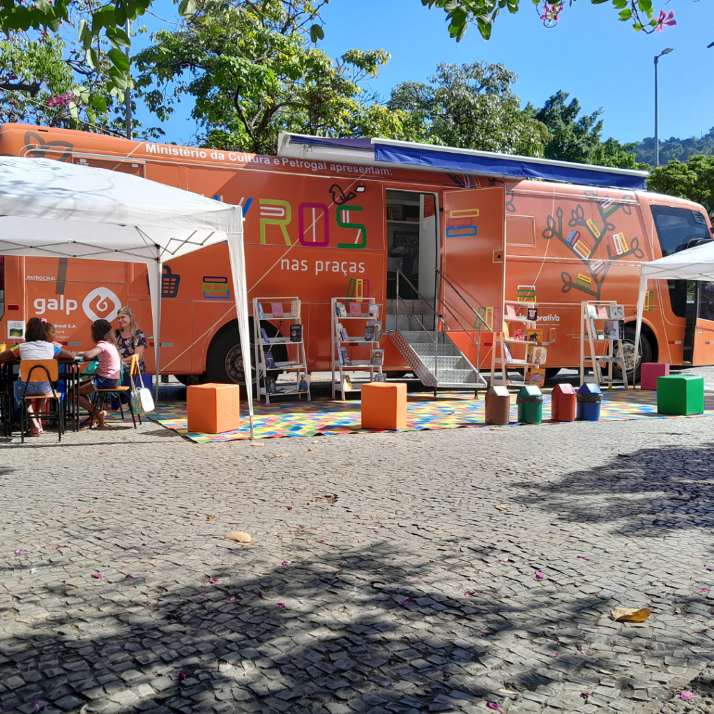 Projeto Livros nas Praças no Museu Imperial