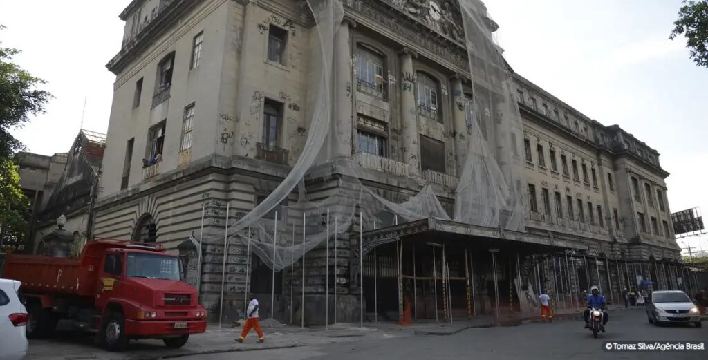 Prefeitura do Rio inicia restauração da antiga Estação Leopoldina