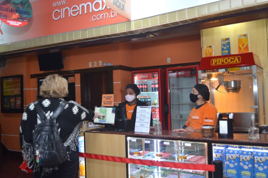Cinemaxx realiza sessão especial beneficente em apoio às instituições sociais