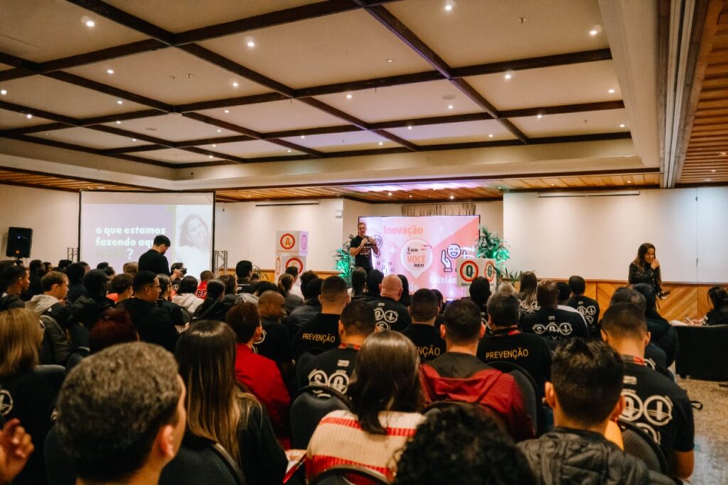 Show realizado em Teresópolis marcou a transição definitiva da marca Regina para a rede Armazém do Grão
