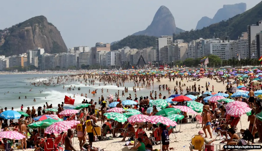 Justiça suspende Operação Verão na orla do Rio de Janeiro
