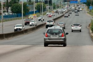 Prazo para licenciamento de veículos com placas finais 0, 1 e 2 termina dia 31 de julho
