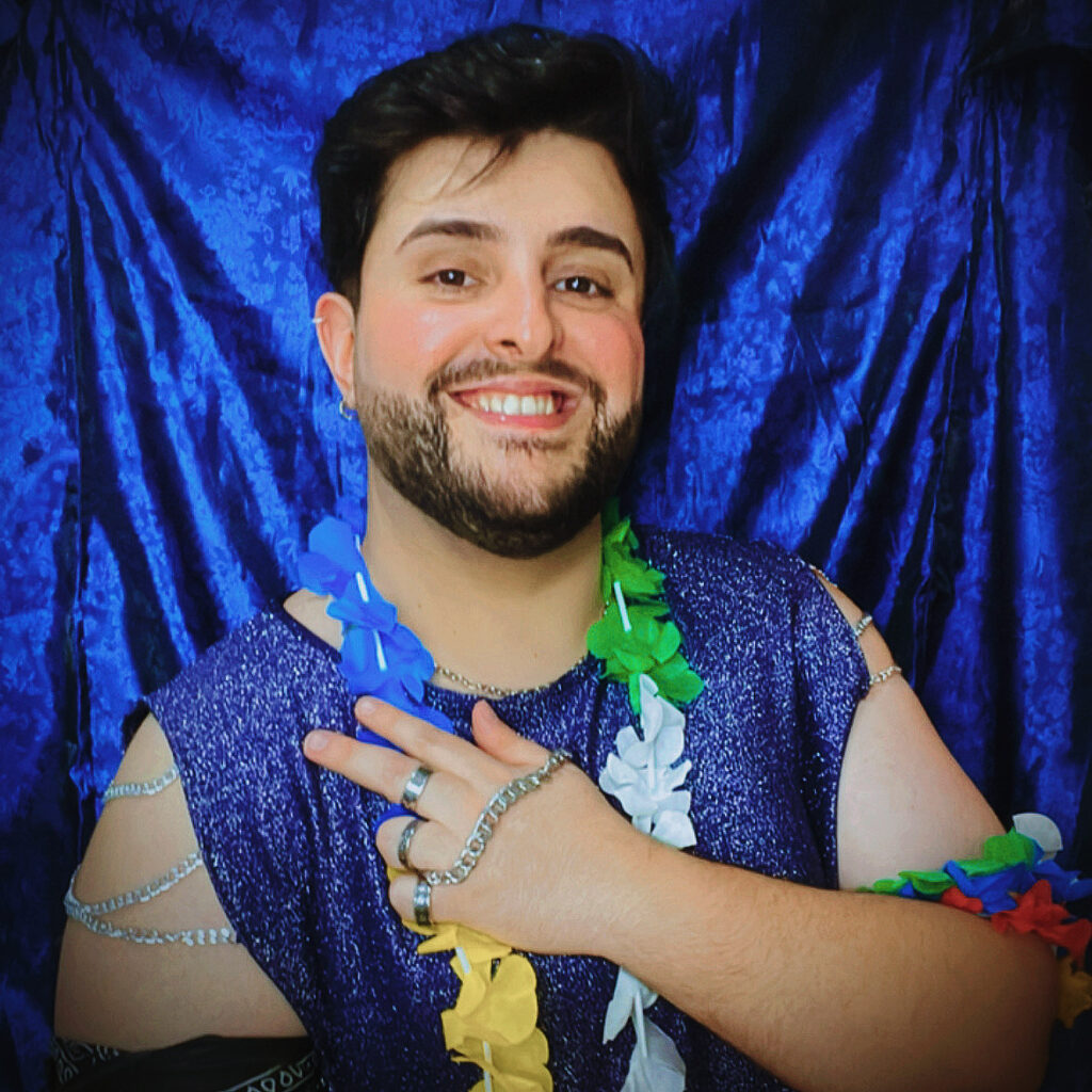 Cantor Petropolitano Leo Britto Lança Sua Primeira Música