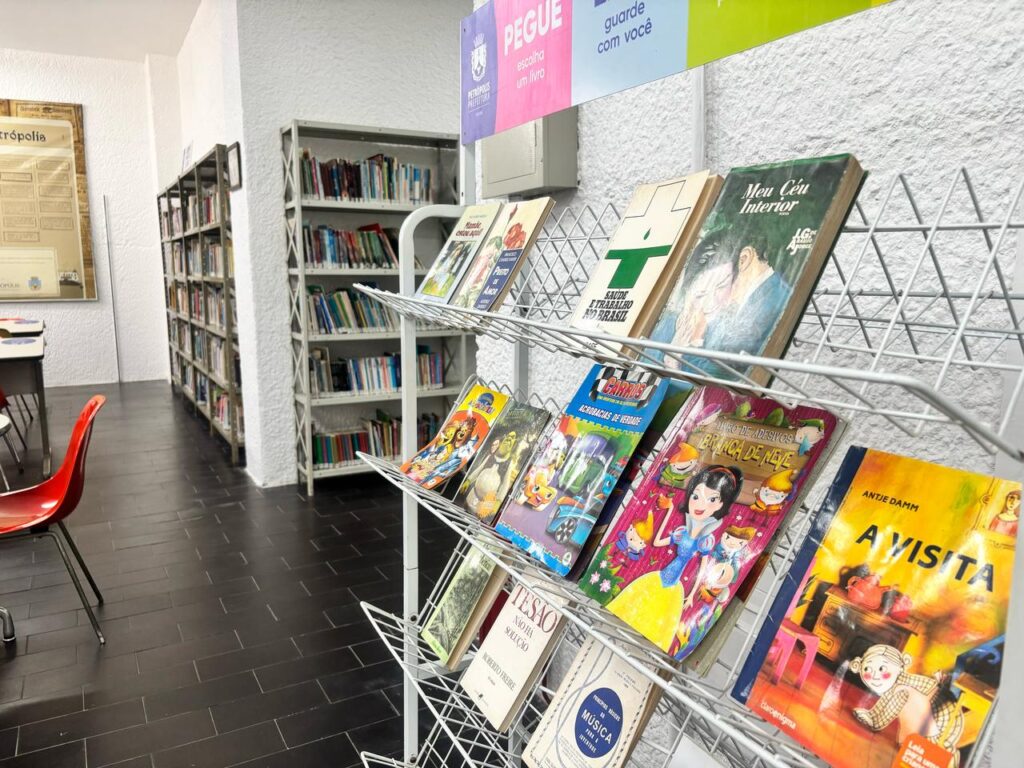 Mês do Perdão: Biblioteca Municipal lança campanha de devolução de livros