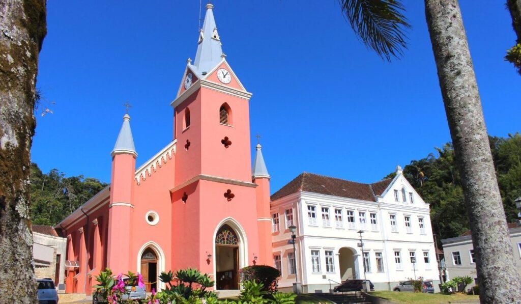 Feira Alemã celebra a cultura germânica em Petrópolis com música, oficinas e culinária típica