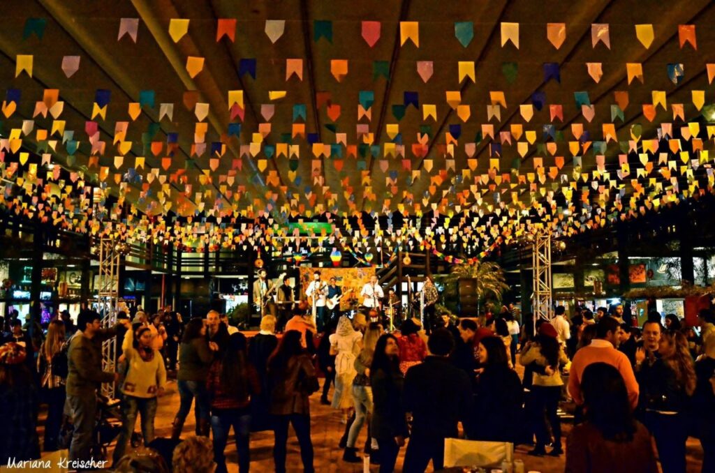 Fim de semana tem clima junino com festa para toda a família, incluindo os pets, em Itaipava