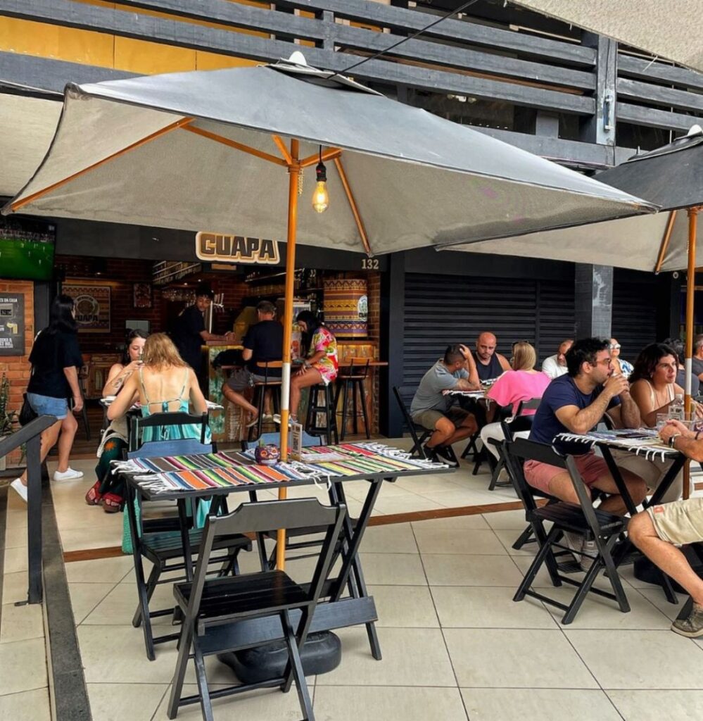 Brinde entre gerações: evento celebra Dia dos Pais com cervejas artesanais e música ao vivo