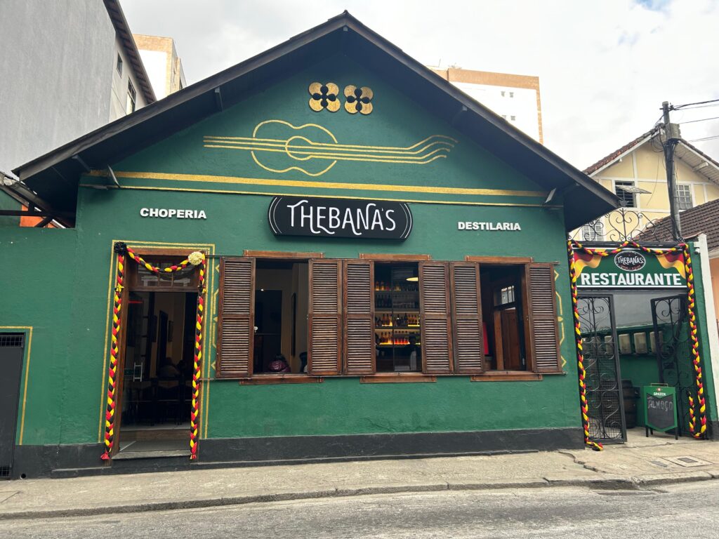 V2, River Raid e 040 movimentam a cena musical no Centro Histórico de Petrópolis