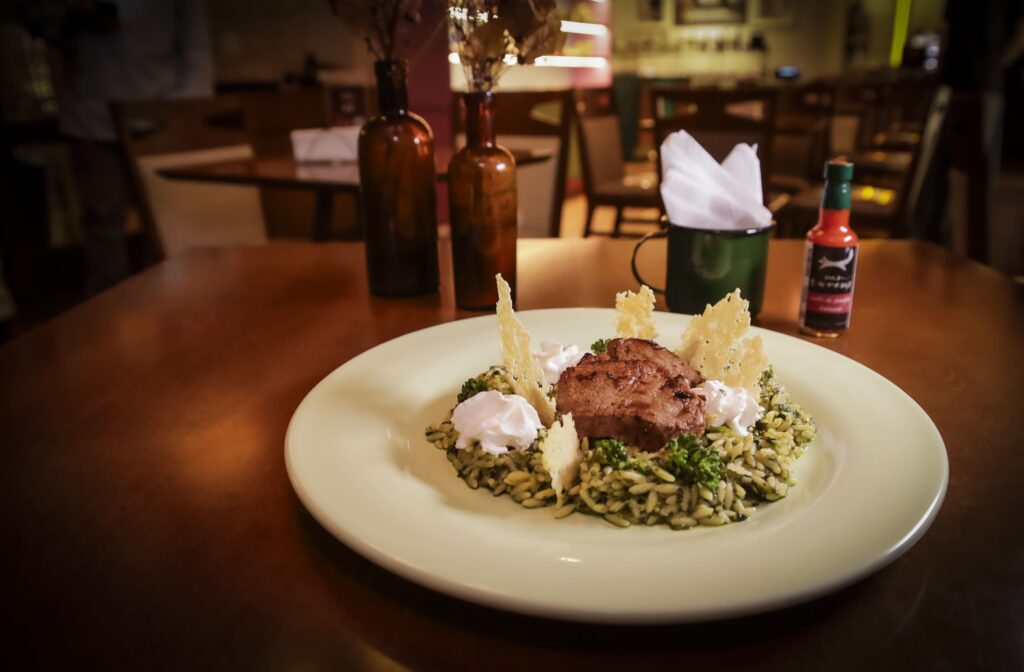 Gastronomia em Cena: filmes “Chacrinha” e “Santos Dumont” são os preferidos nos menus do Petrópolis Gourmet 2025