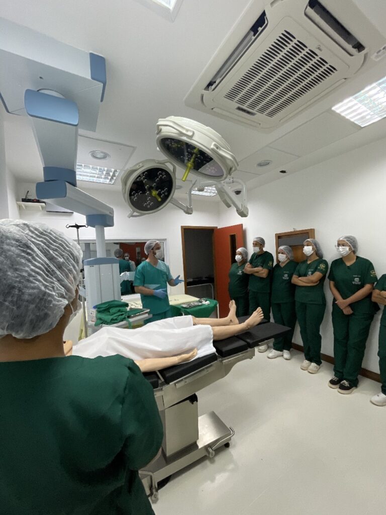 Escola Técnica Irmã Dulce Bastos está com matrículas abertas para o Curso Técnico em Enfermagem 2026.1