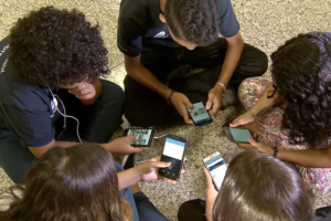 Oftalmologistas alertam para uso de telas e a miopia em crianças