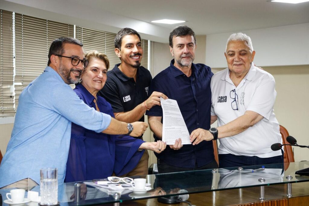 Embratur e Ministério da Cultura garantem apoio ao Carnaval do Rio com repasse de R$ 12 milhões às escolas do Grupo Especial