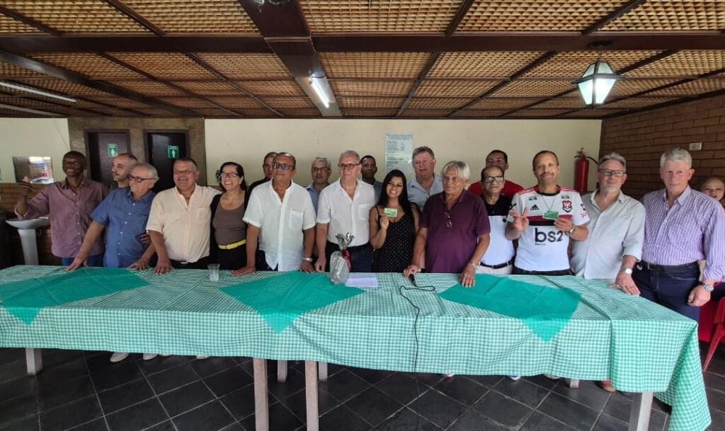 Nova diretoria do Sindicato dos Empregados no Comércio de Petrópolis toma posse