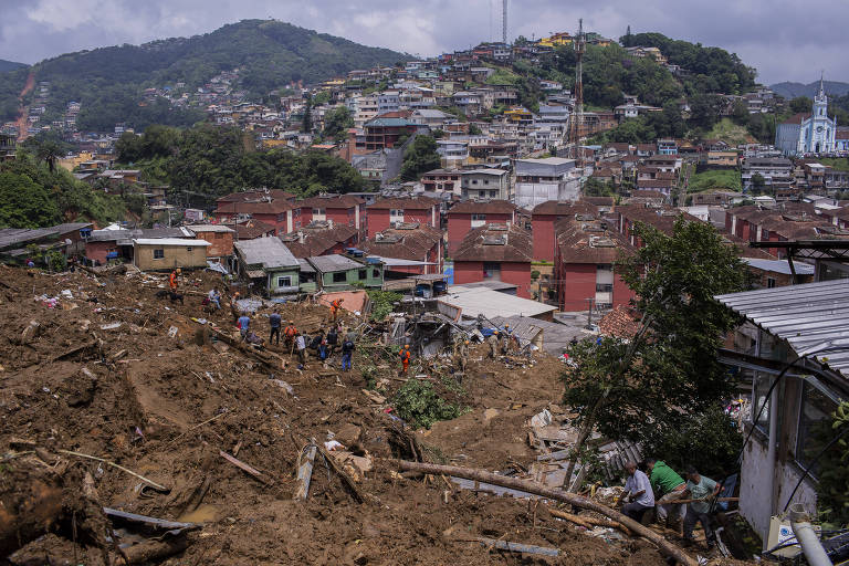 Governo do Estado prorroga por mais um ano a carência para contratos do programa Reconstruir Petrópolis
