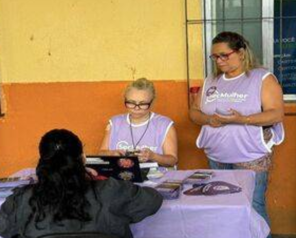 Secretaria da Mulher realiza ação de cadastramento de currículos na Casa do Trabalhador nesta terça-feira (26/5)