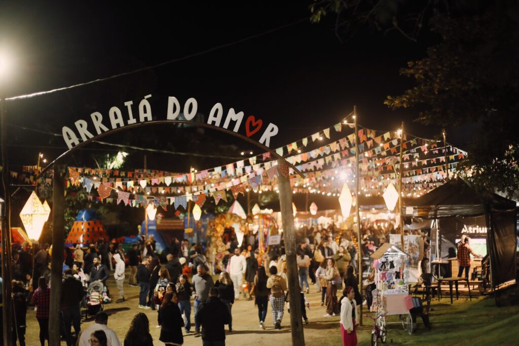 Itaipava recebe Arraiá Amor Perfeito 2026 com o melhor da gastronomia serrana e cervejas artesanais
