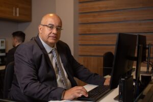 Copa do Mundo reacende debate sobre faltas no trabalho e regras para assistir aos jogos durante o expediente