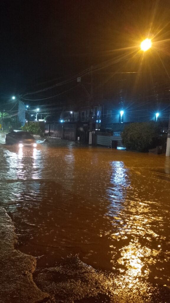 Distritos registram pontos sem luz e água desde terça-feira