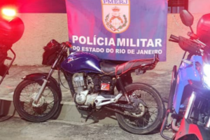 POLÍCIA MILITAR RECUPERA MOTOCICLETA ROUBADA NA BAHIA DURANTE PATRULHAMENTO EM ITAIPAVA